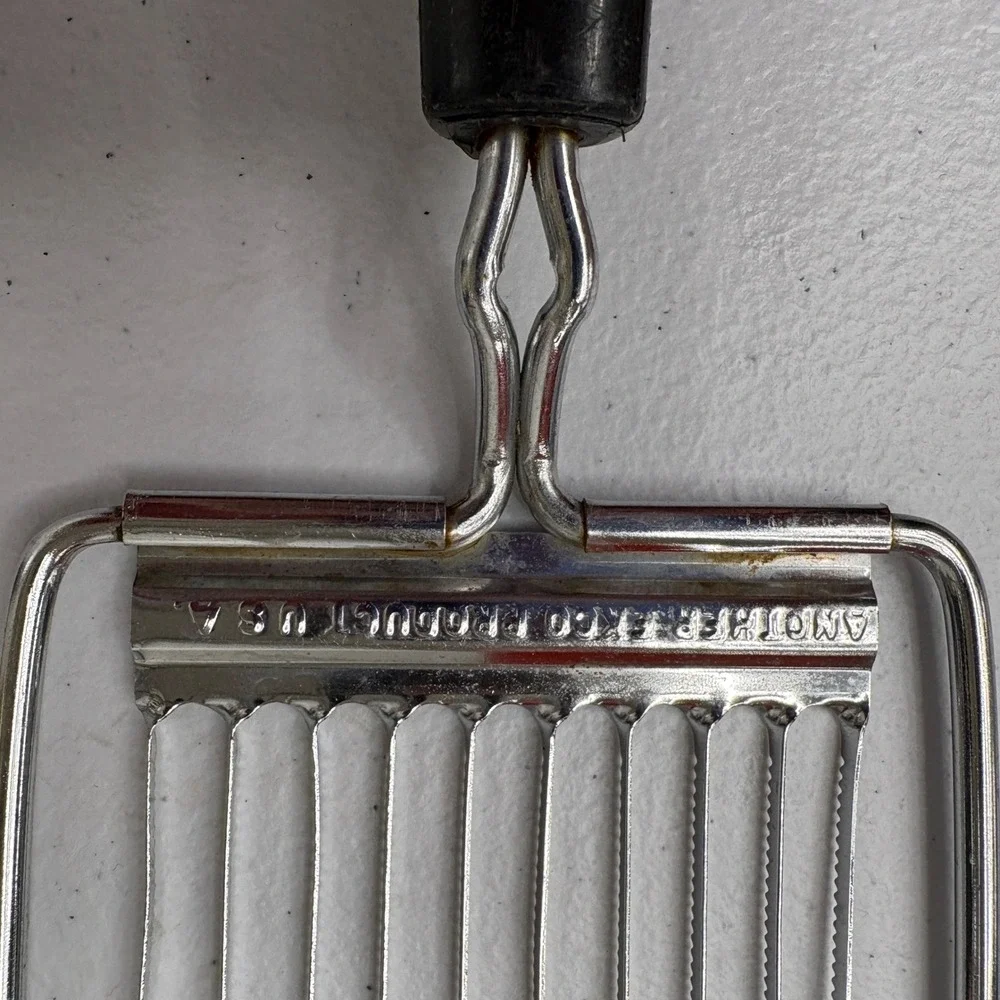 Vintage Ekco Multi‎ Slicer Tool Serrated Wires  Made in USA tomato egg avocado